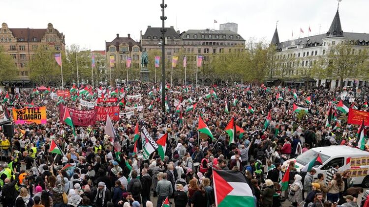 Pro-Palestine Protestors  in  Sweden