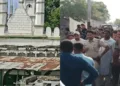 The mosque (Left) and Police talking to the two communities (Right)