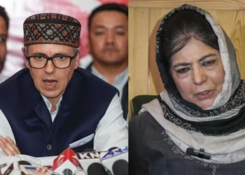 Omar Abdullah and Mehbooba Mufti (Image Source: The Telegraph)