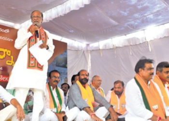 BJP leader K Laxman addresses a gathering at the Dharna Chowk in Hyderabad