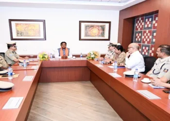 Odish CM Mohan Charan Majhi chairs meeting of senior police official along with the DGP