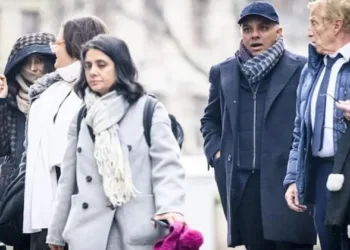 Namrata Hinduja (L) and Ajay Hinduja arrive at the Geneva courthouse (Source: India Today)