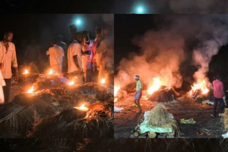 Families performing last rites of those died in the hooch tragedy (Image Source: X)