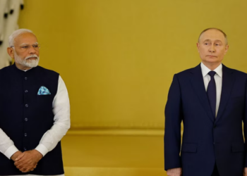 (Left) PM Narendra Modi (Right) Russian President Vladimir Putin