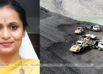 Suspended IAS official and accused in coal levy scam, Ranu Sahu - left