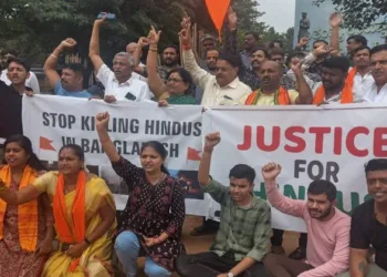 Protesters take to streets in Bengaluru against Hindu genocide in Bangladesh