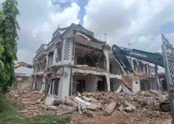 Multi-Crore Mansion demolished in Chhatarpur