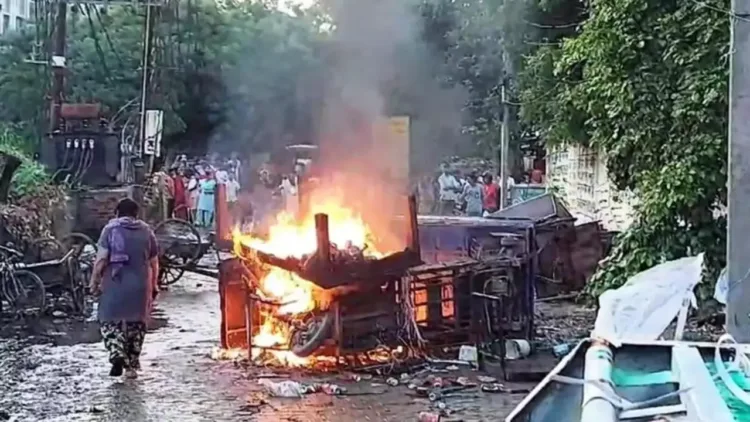 Visuals from the site of protest against accused Faizan (Image Source: HT)