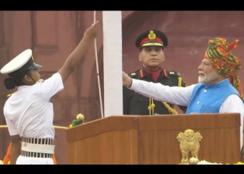 PM Narendra Modi hoists the National Flag