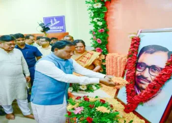 Odisha Chief Minister Mohan Charan Majhi pays tribute to Pandit Deendayal Upadhayay