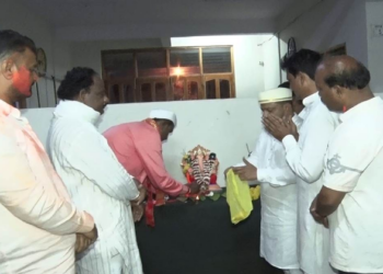 Installation of Ganesh Murti at Vijaypura Municipal Corporation Office