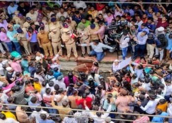 Protests over Badlapur sexual assault case