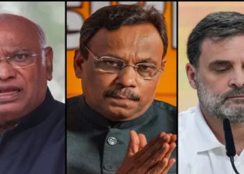 (From left to Right) Congress President Mallikarjun Kharge,  BJP National General Secretary Vinod Tawde, Leader of the Opposition in Lok Sabha Rahul Gandhi