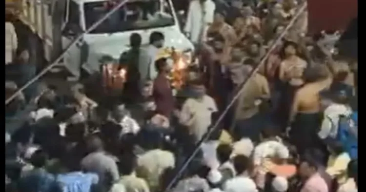 Ayyappa devotees attacked by the Muslims