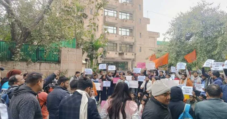 ABVP stages protest Tamil Nadu Bhavan against the Sexual Assault Case at Anna University