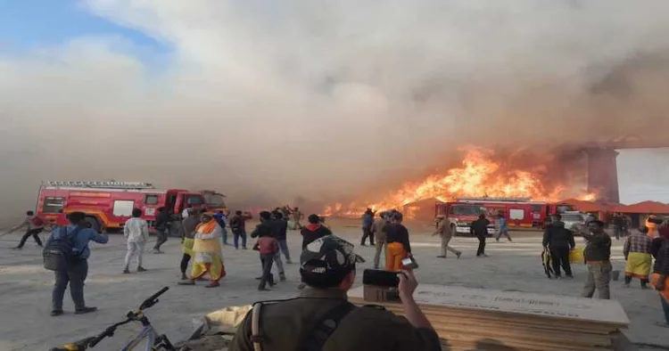 A massive fire broke out at Geeta Press, Sector 19, Prayagraj, following gas cylinder explosions