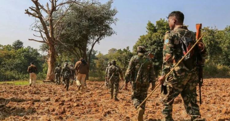 Security persoonel during an anti-Maoist operation (Photo Credit: PTI)