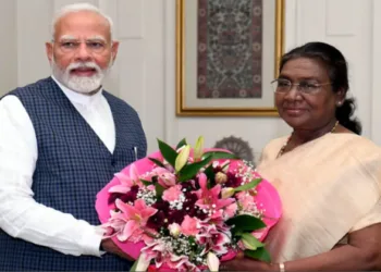 (Left) PM Narendra Modi (Right) President Droupadi Murmu