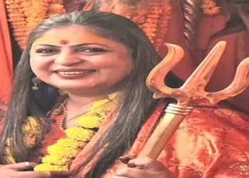 Swami Ananta Giri leads youth away from drugs