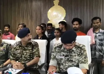 Surrendered Maoists with officials, Image credit: Haribhoomi