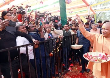 CM Yogi Adityanath inaugurates Rangotsav 2025 in Barsana