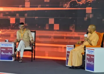 Uttar Pradesh Chief Minsiter Yogi Adityanath speaking at the confluence Manthan (Photo: Organiser)