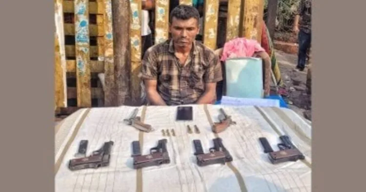 Kolkata Police intercepted one Malda-based illegal arms racketeer Hassan Sk (42) near Sealdah Station