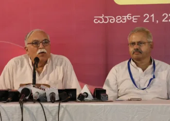 RSS Sah-Sarkaryavah Arun Kumar ji with Akhil Bharatiya Prachar Pramukh, Sunil Ambekar ji during the press briefing at ABPS meet 2025 in Bengaluru (Photo: Organiser)