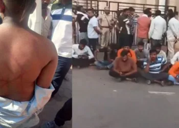 Villagers gather at the Akola SP office demanding action after police inspector beats boys over Shivaji Maharaj WhatsApp status (Source: OpIndia)