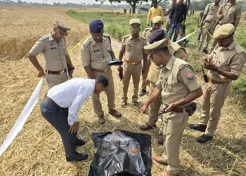 Police recovered the body of the victim man who was killed by wife and her love in UP