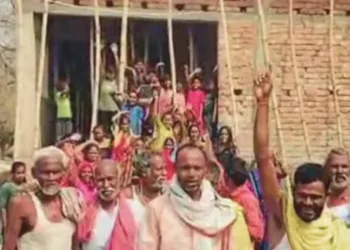 Protesting villagers in Chapra (Photo: X)