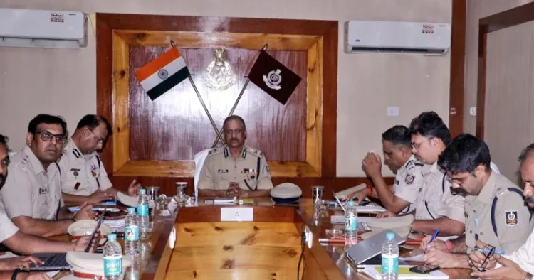 Odisha DGP Y.B. Khurania holding a meeting with SP from five districts in Sambalpur to discuss strategies for tackling Maoist threats and enhancing public safety