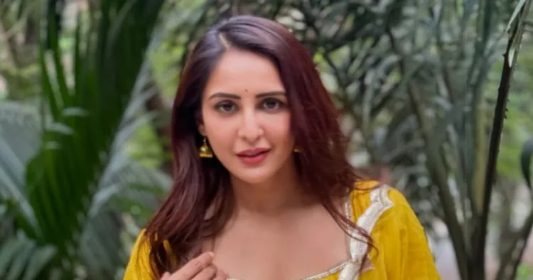 Actress Chahatt Khanna