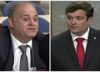 Pakistani journalist (Left) and Tommy Pigott, Principal Deputy Spokesperson at the US Department of State (Right)