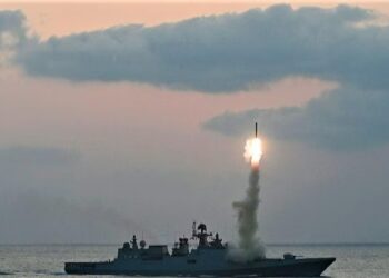 Indian Navy Ships undertook successful multiple anti-ship firings to revalidate and demonstrate readiness of platforms, systems and crew for long range precision offensive strike ahead of Operation Sindoor. (Photo: X/@indiannavy)