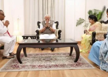 PM Modi meets with Pahalgam terror attack, image courtesy ANI via latesly
