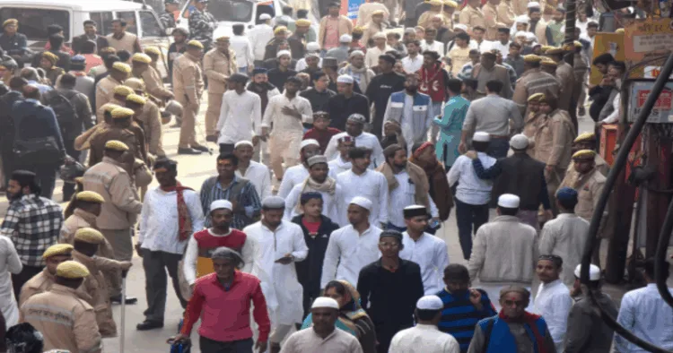 Islamists on the road