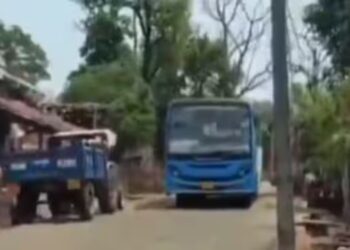 Katejhari, a tribal village in Maharashtra's Gadchiroli district, will now have public transport as a state-run bus recently reached the village. (Image: News 18)