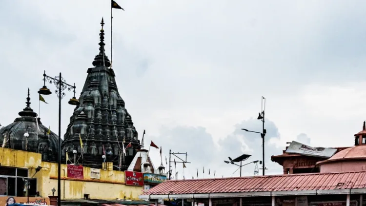 Vishnupad temple in Gaya, courtesy Bhumimitra