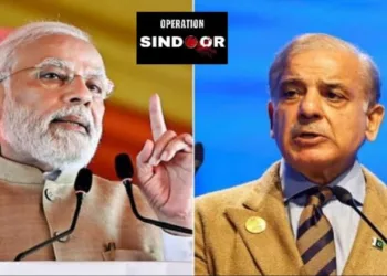 (Left) PM Narendra Modi (Right) Pakistan PM Shehbaz Sharif