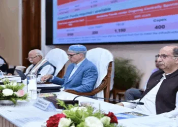 Union Minister of Power, Housing and Urban Affairs, Manohar Lal Khattar and CM Omar Abdullah at a review meeting in Srinagar