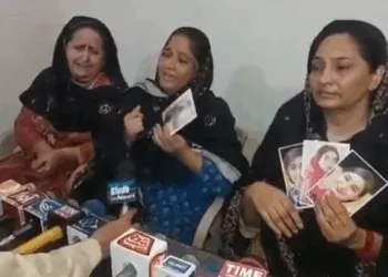 Parents of the minor girls and the boy grieving for their children