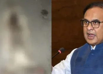 Assam Chief Minister Himanta Biswa Sarma (Right)