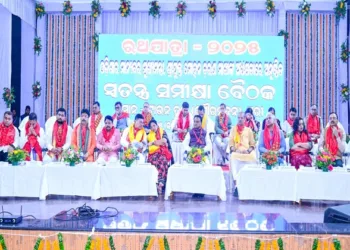 Chief Minister Mohan Charan Majhi and others at the special review meeting on Rath Yatra 2025 held in Puri