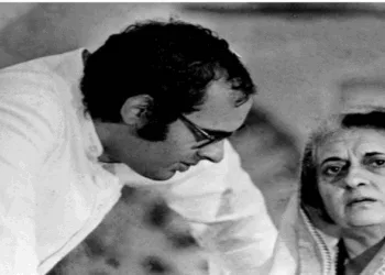 (Left) Late Sanjay Gandhi with his mother nad late former PM Minister of India Indira Gandhi who had imposed emergency in 1975