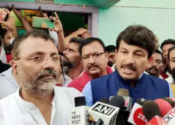 BJP MP's Manoj Tiwari and Nishikant Dubey
