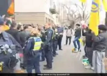 Pro-Khalistan extremists waved the Khalistan flag and shouted anti-India slogans during the Independence Day celebrations at Indian Consulate in Melbourne, Australia