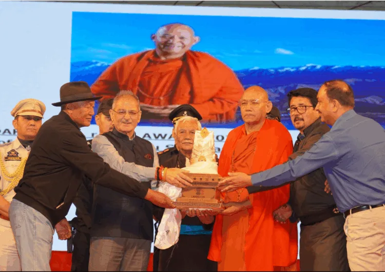 Lt Governor KavinderGupta of Ladakh
, in a moment of great pride for #Ladakh, conferred the prestigious #Ladakh dPal rNam Award 2025 upon Bhikkhu Sanghasena, the illustrious Lifetime Achievement Award 2025 to Professor Lobzang Tsewang, and the distinguished Special