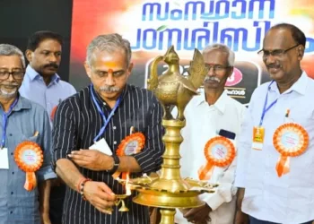 J. Nandakumar Ji inaugurates the state Padana Shibiram of Bharatheeya Vichara Kendram; Director R. Sanjayan Ji (left) seen nearby
