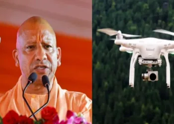 Uttar Pradesh CM Yogi Adityanath (Left)